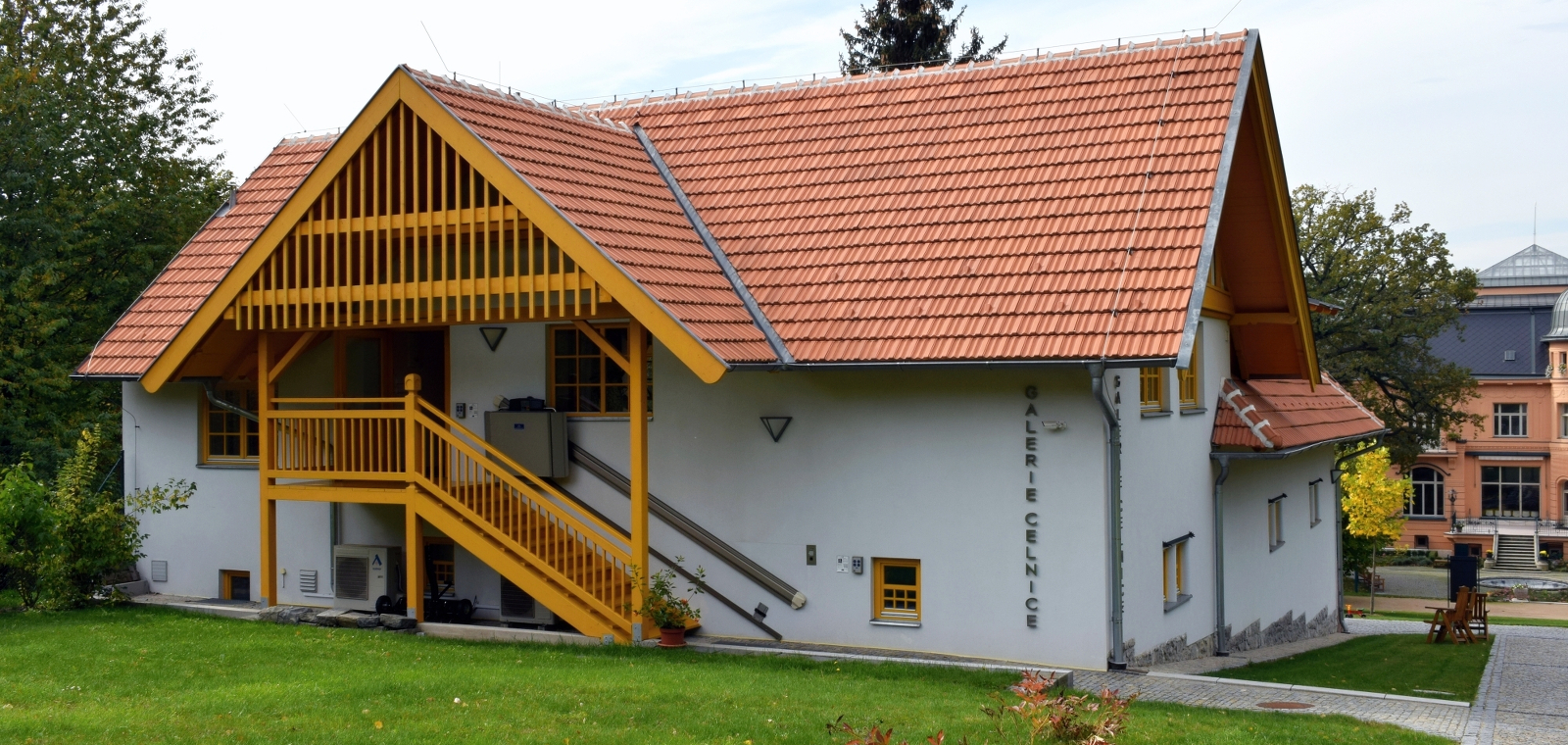 Vily LöwBeer Objevuj památky